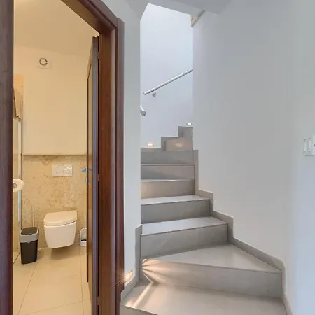 Villa Beautiful Sabrina With Pool In *