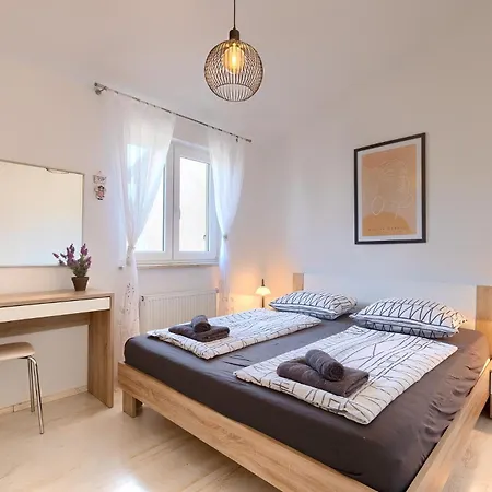 Beautiful Sabrina With Pool In * Višnjan