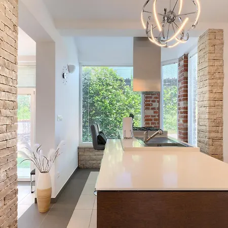 Beautiful Sabrina With Pool In Višnjan