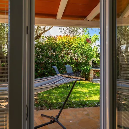 Beautiful Sabrina With Pool In Višnjan